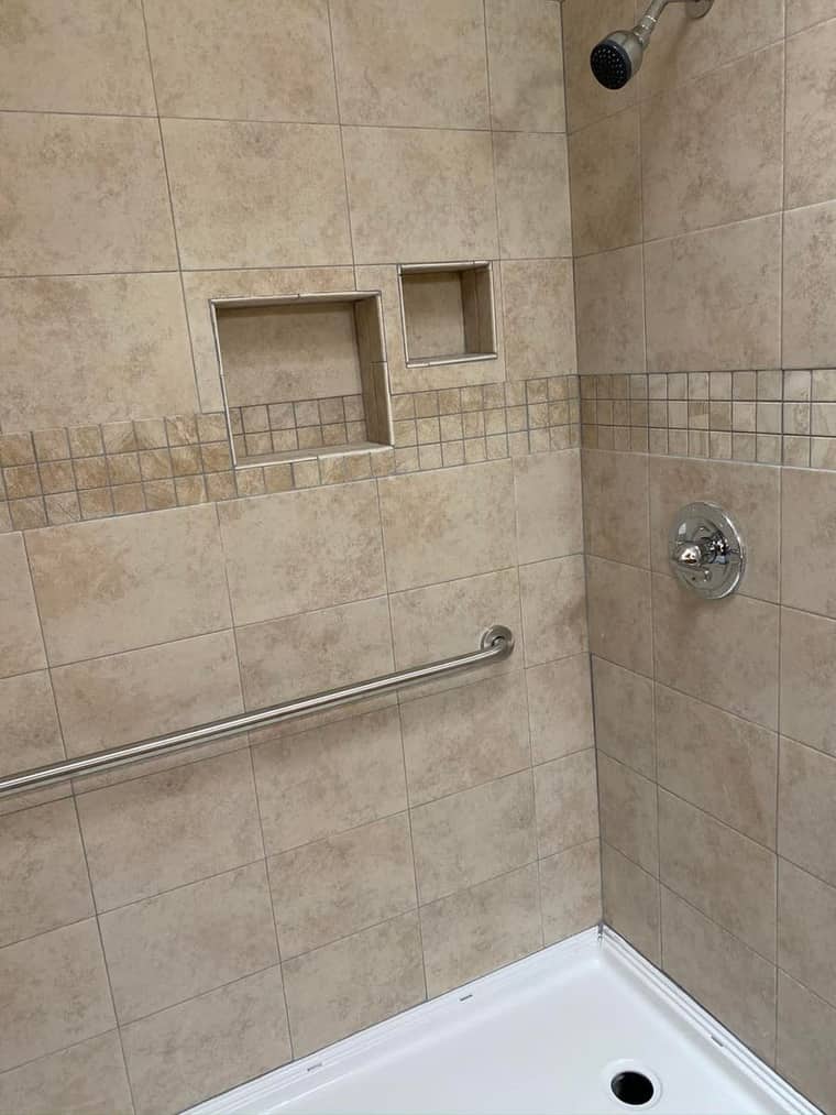 Tile shower Corpus Christi — grab bar and built-in niche
